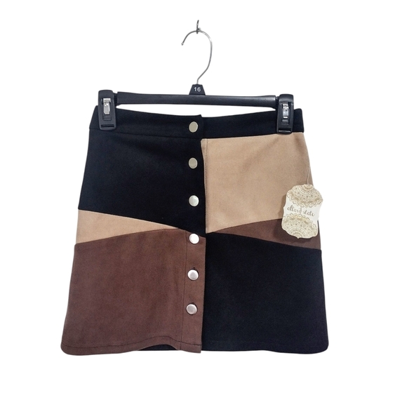 Altar'd State Black and Tan Button Down Skirt Size XS - Picture 1 of 3